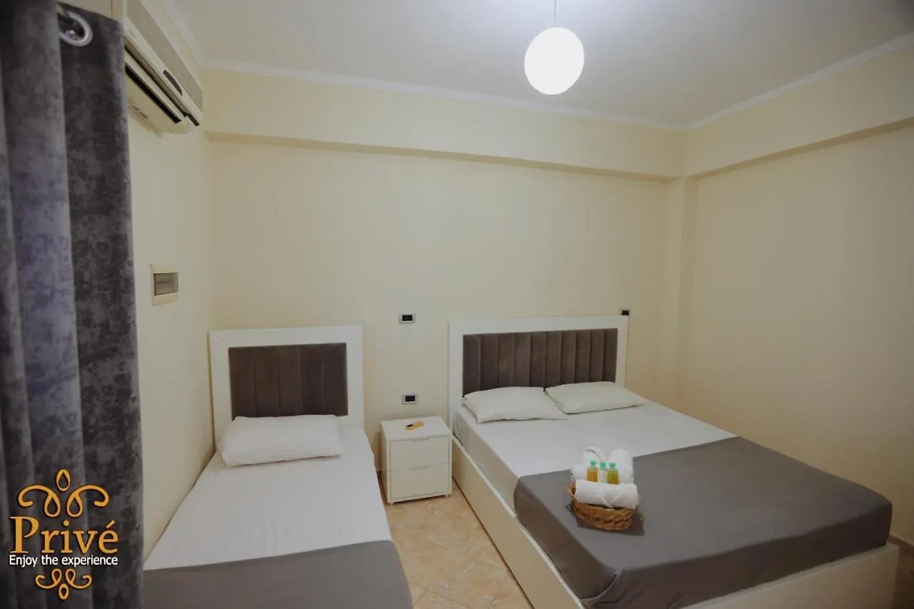 Prive Hotel And Apartment Sarande 3*,
