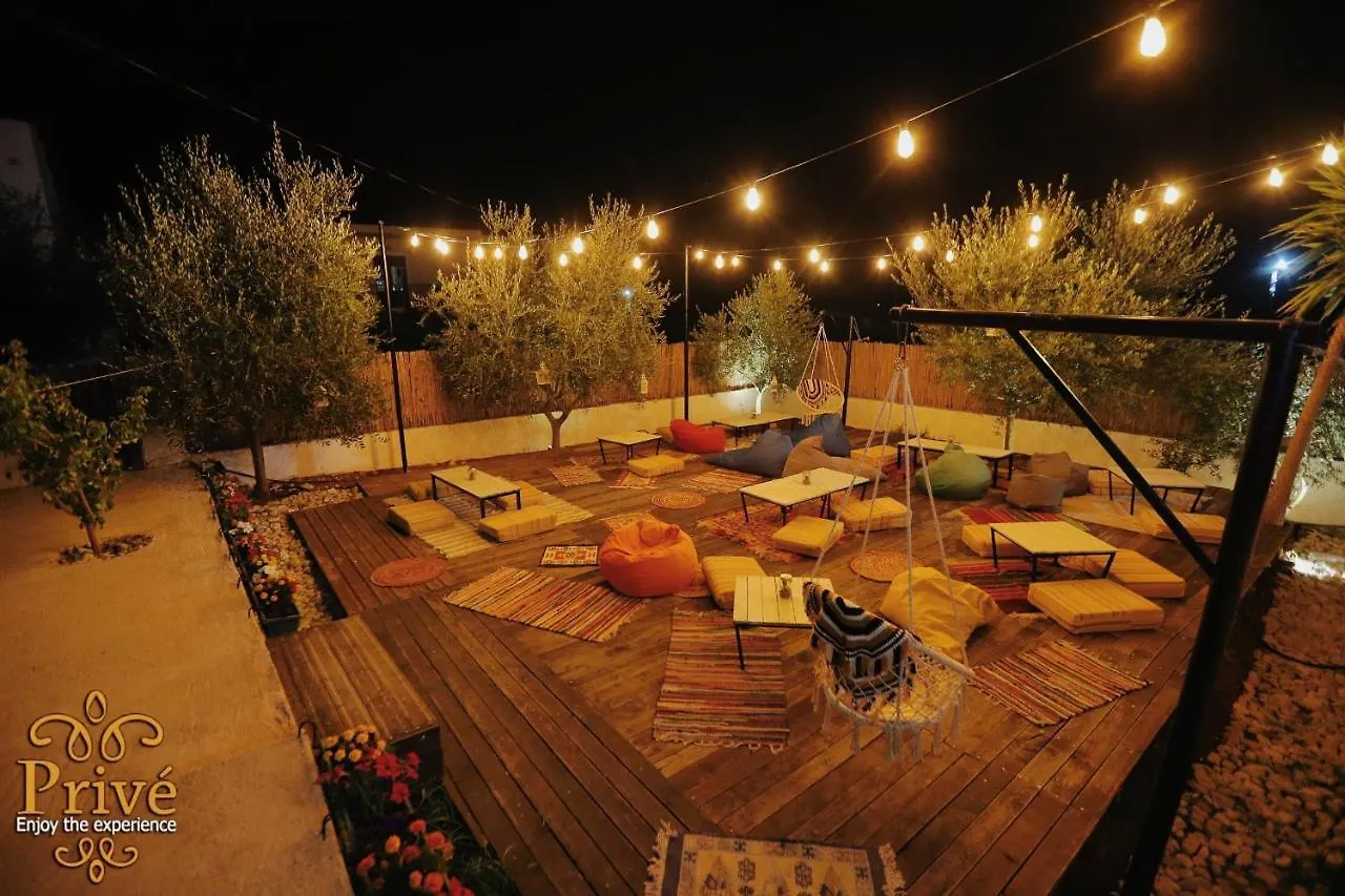 Privé Hotel&Apartment Sarandë