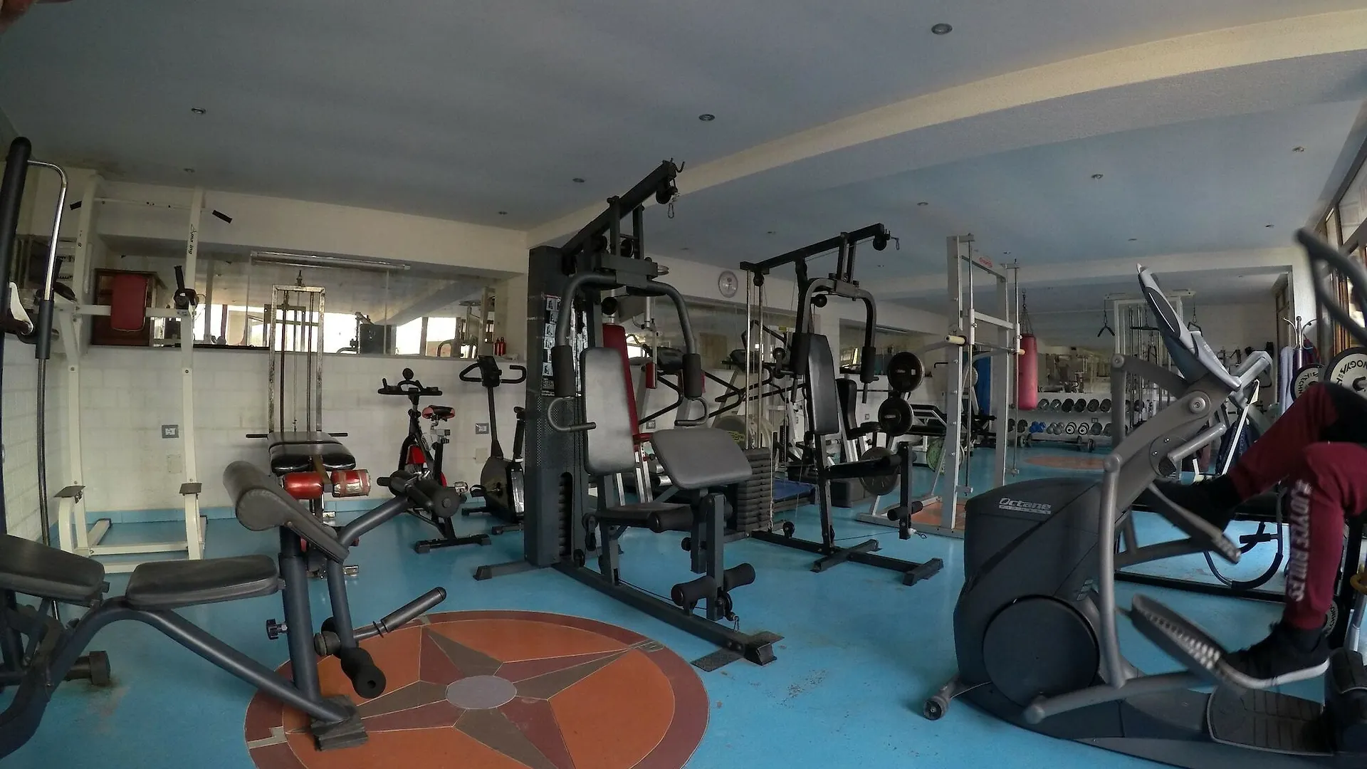 Prive Hotel And Apartment Sarande