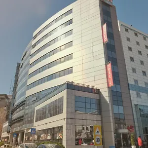 Hello Gara De Nord Бухарест