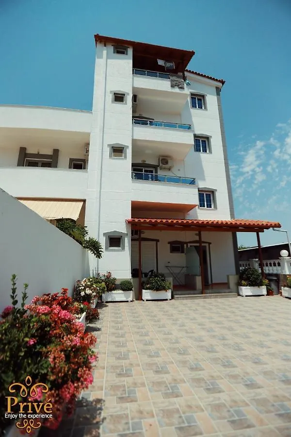 Prive Hotel And Apartment Sarande Albania