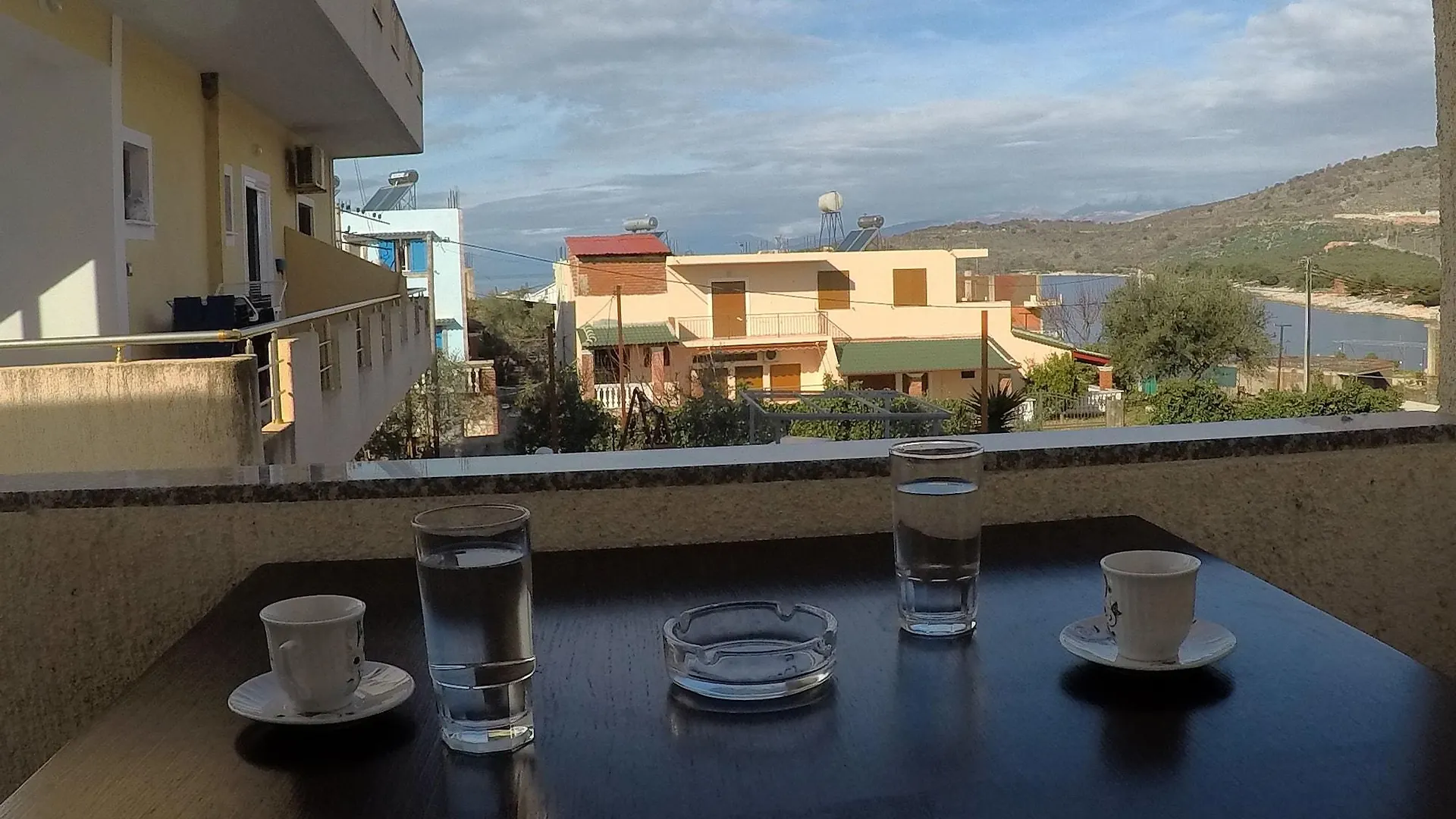 Prive Hotel And Apartment Sarande 3*,