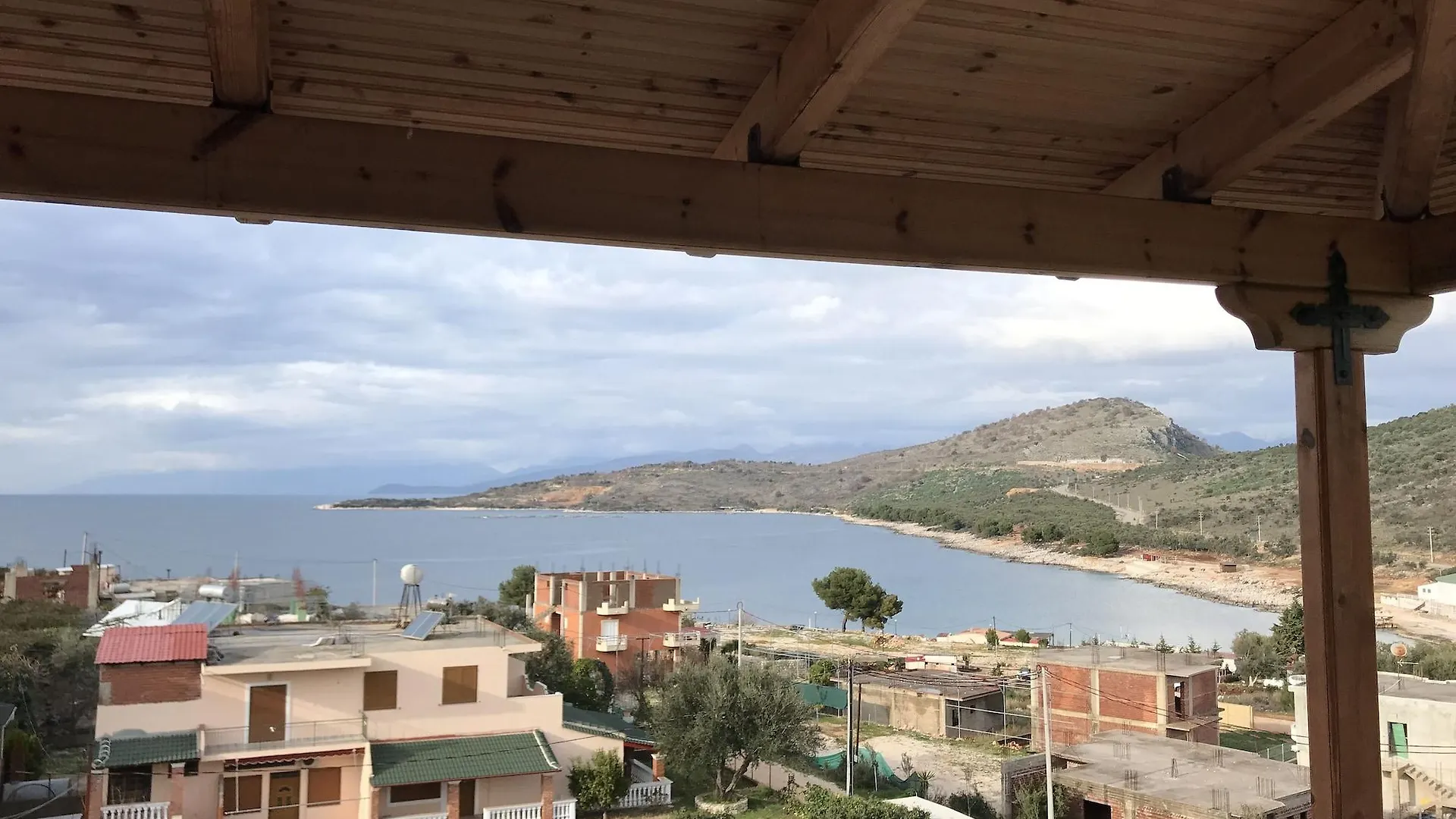 Prive Hotel And Apartment Sarande